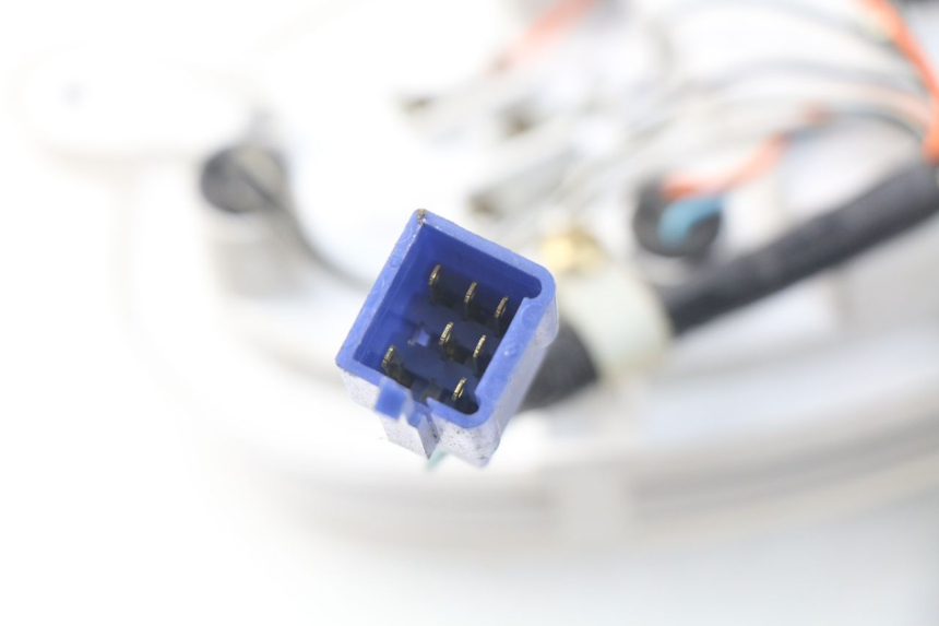 photo de VELOCIMETRO SUZUKI UC EPICURO 125 (1999 - 2003) - Otra perspectiva