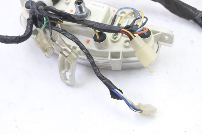 photo de CUENTA KILÓMETROS PEUGEOT V-CLIC VCLIC 50 (2007 - 2013) - Otra vista del artículo