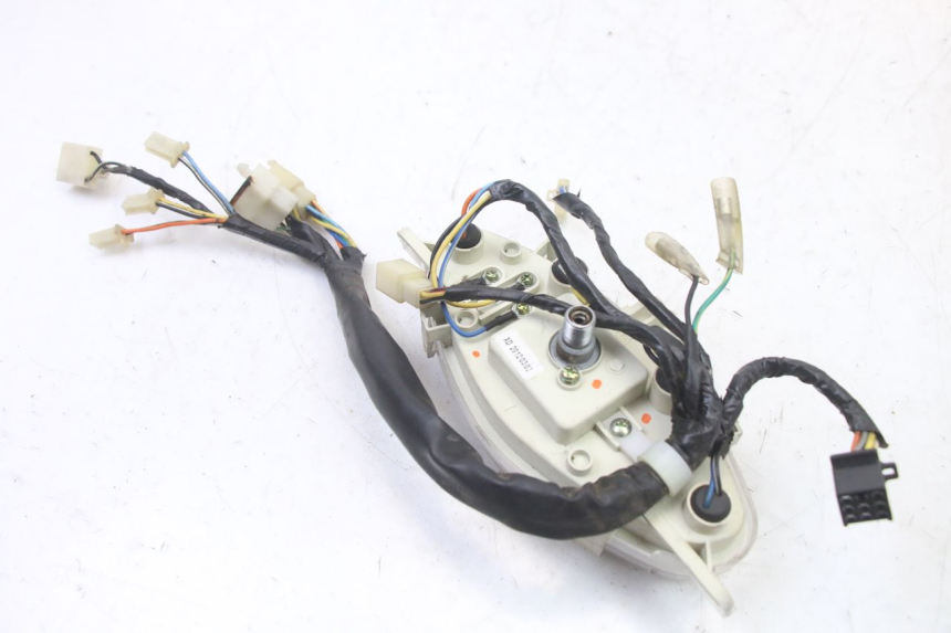 photo de CUENTA KILÓMETROS PEUGEOT V-CLIC VCLIC 50 (2007 - 2013) - Estado de la superficie y material