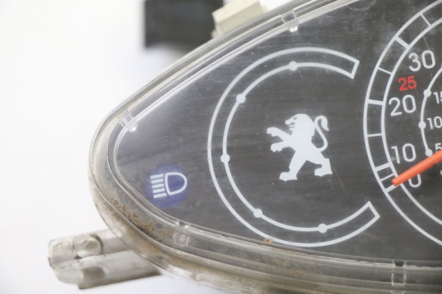 photo de CUENTA KILÓMETROS PEUGEOT V-CLIC VCLIC 50 (2007 - 2013) - Zoom estado de uso