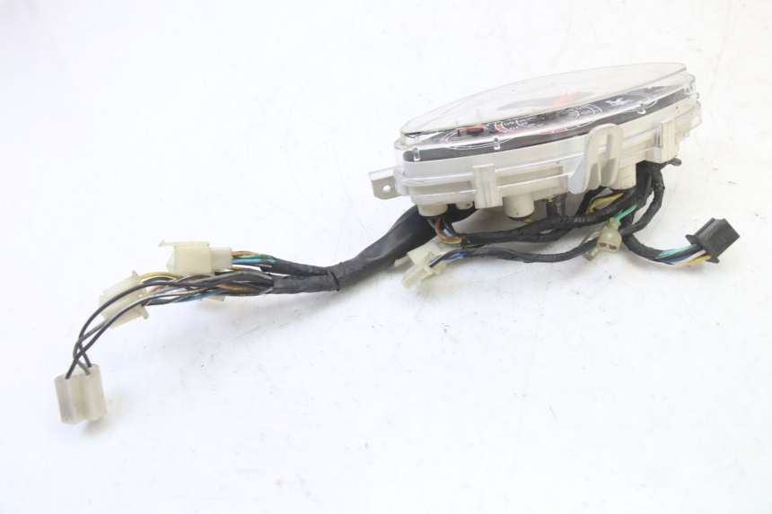 photo de CUENTA KILÓMETROS PEUGEOT V-CLIC VCLIC 50 (2007 - 2013) - Detalles de los puntos de fijación