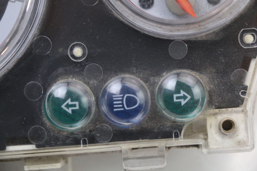 photo de CUENTA KILÓMETROS BEELINE VELOCE 4T 50 (2011 - 2020) - Otra perspectiva