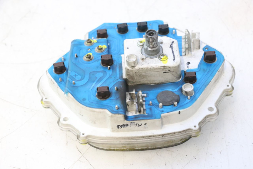 photo de CUENTA KILÓMETROS PIAGGIO VESPA LX 2T 50 (2005 - 2013) - Estado de la superficie y material