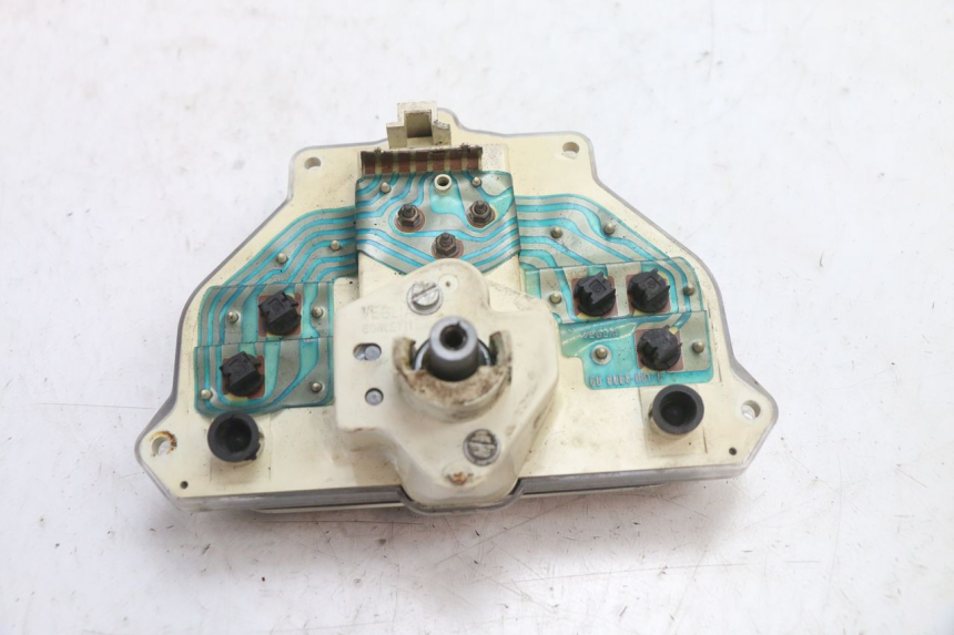 photo de VELOCIMETRO PIAGGIO VESPA PK FL 2T 50 (1990 - 1996) - Primer plano técnico