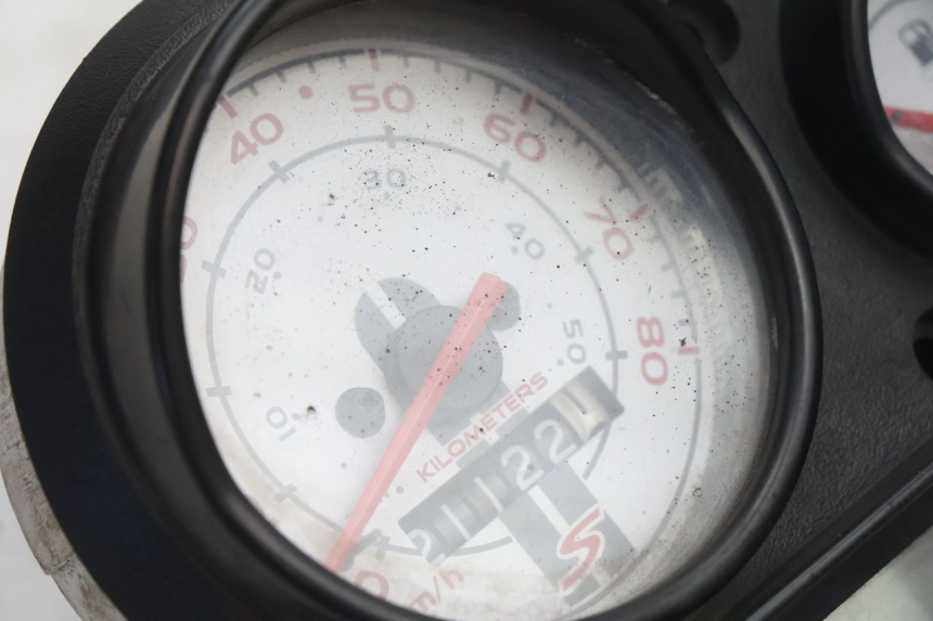 photo de CUENTA KILÓMETROS PIAGGIO VESPA S 2T 50 (2007 - 2014) - Zoom estado de uso