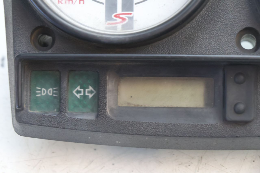 photo de CUENTA KILÓMETROS PIAGGIO VESPA S 2T 50 (2007 - 2014) - Vista general del producto