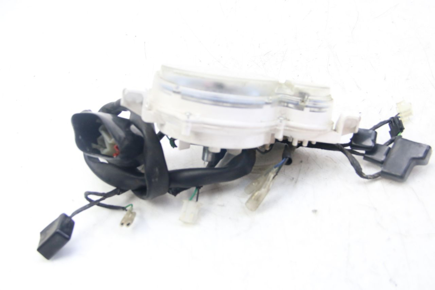 photo de CUENTA KILÓMETROS HONDA VISION NSC R 50 (2013 - 2015) - Otra perspectiva