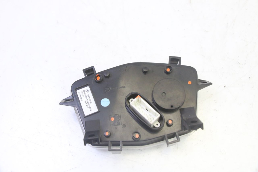 photo de CUENTA KILÓMETROS PEUGEOT VIVACITY NEW 4T 50 (2008 - 2017) - Estado de la superficie y material