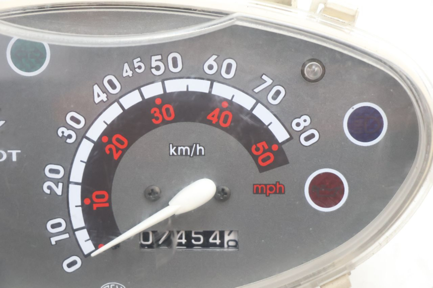 photo de CUENTA KILÓMETROS PEUGEOT VIVACITY 50 (2004 - 2009) - Zoom estado de uso