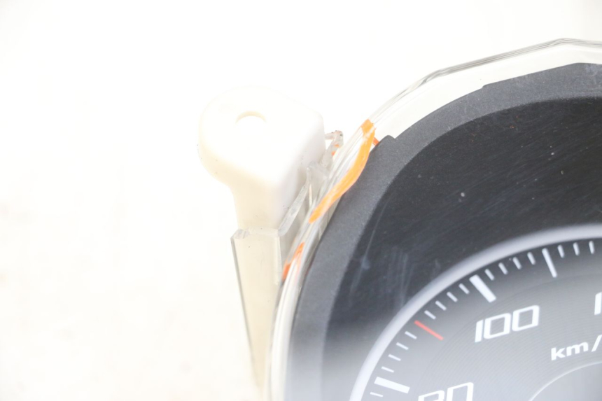 photo de CUENTA KILÓMETROS YAMAHA XMAX X-MAX ABS 125 (2017 - 2020) - Otra vista del artículo