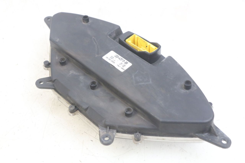 photo de CUENTA KILÓMETROS YAMAHA XMAX X-MAX 125 (2006 - 2009) - Primer plano técnico