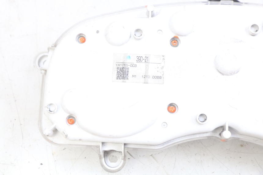 photo de CUENTA KILÓMETROS YAMAHA X-MAX XMAX 125 (2010 - 2013) - Marcados y referencias originales