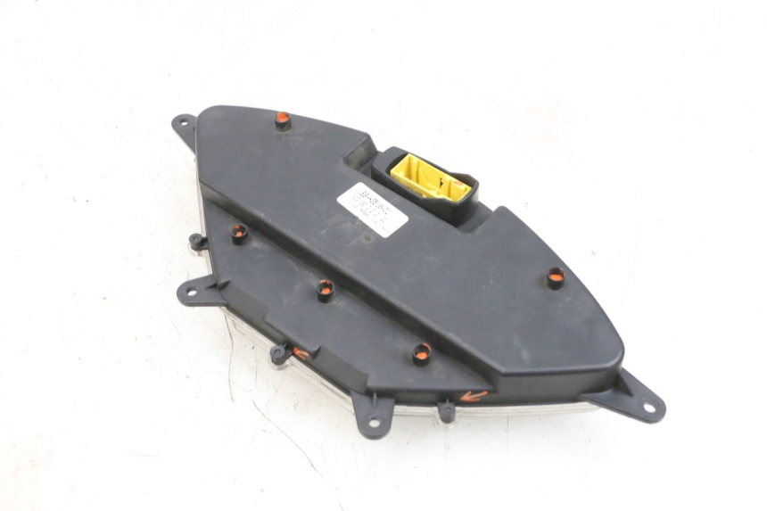 photo de CUENTA KILÓMETROS YAMAHA XMAX X-MAX 125 (2006 - 2009) - Marcados y referencias originales