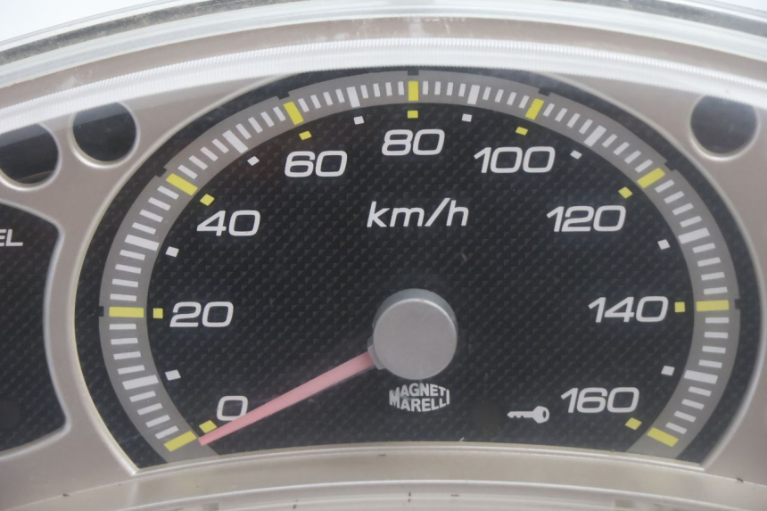 photo de CUENTA KILÓMETROS YAMAHA XMAX X-MAX 125 (2006 - 2009) - Zoom estado de uso