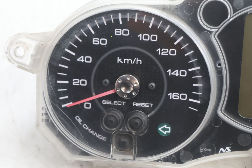 photo de CUENTA KILÓMETROS YAMAHA X-MAX XMAX 125 (2010 - 2013) - Detalle de la pieza