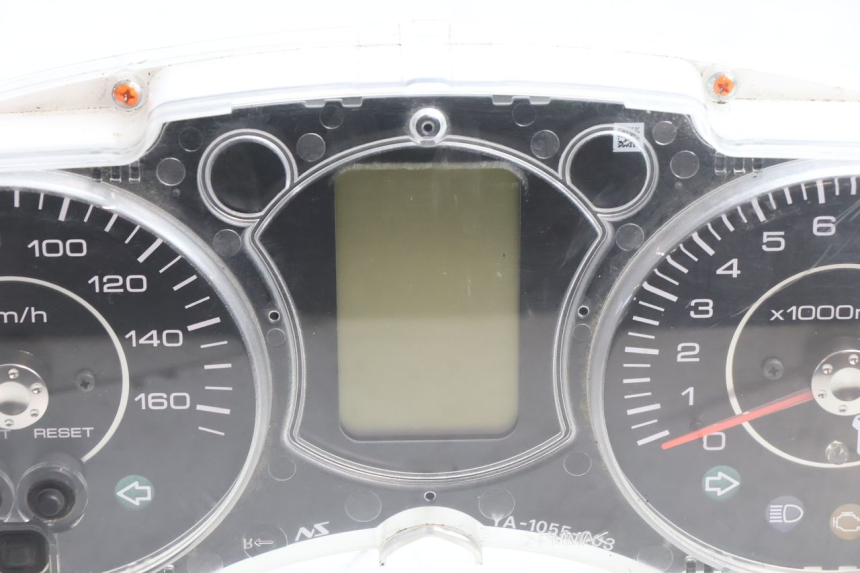 photo de CUENTA KILÓMETROS YAMAHA X-MAX XMAX 125 (2010 - 2013) - Zoom estado de uso