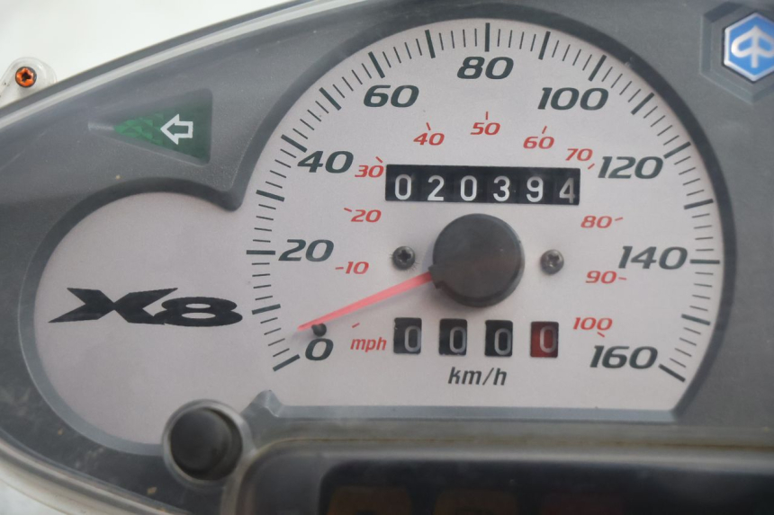 photo de VELOCIMETRO PIAGGIO X8 STREET 125 (2006 - 2007) - Detalle de la pieza