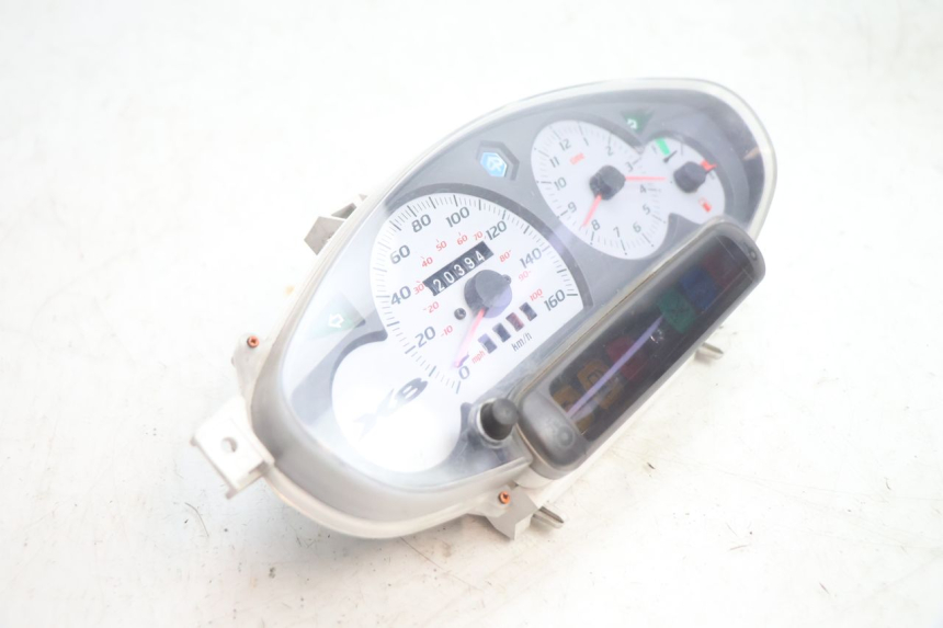 photo de VELOCIMETRO PIAGGIO X8 STREET 125 (2006 - 2007) - Vista general del producto
