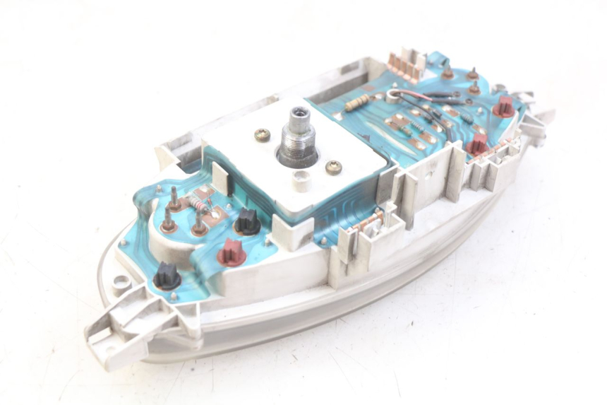 photo de CUENTA KILÓMETROS PIAGGIO X8 125 (2004 - 2007) - Detalle de la pieza