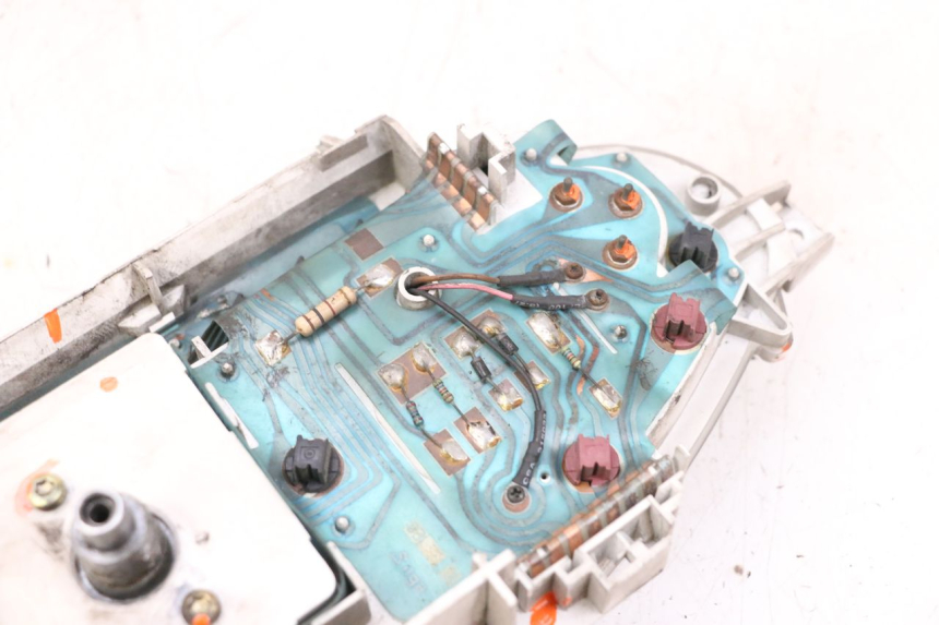 photo de CUENTA KILÓMETROS PIAGGIO X8 125 (2004 - 2007) - Zoom estado de uso