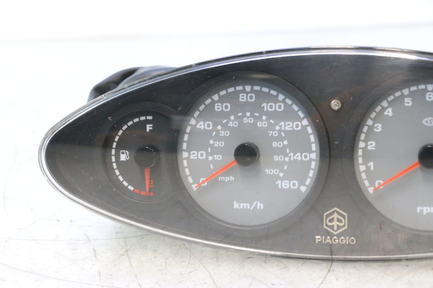 photo de VELOCIMETRO PIAGGIO X9 AMALFI 180 (2000 - 2003) - Zoom estado de uso