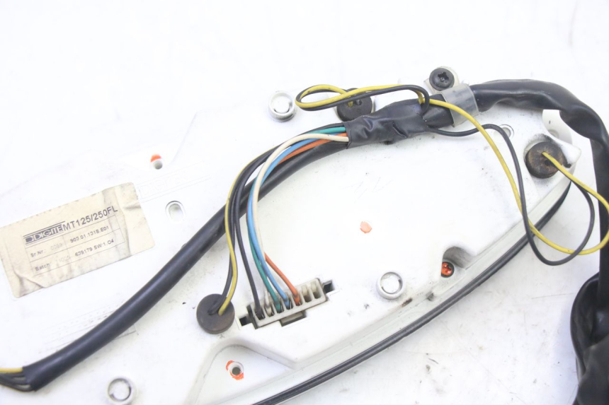 photo de VELOCIMETRO PIAGGIO X9 EVOLUTION 125 (2003 - 2007) - Características distintivas