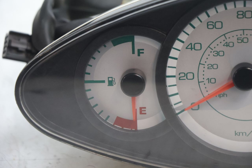photo de VELOCIMETRO PIAGGIO X9 EVOLUTION 125 (2003 - 2007) - Detalle de la pieza
