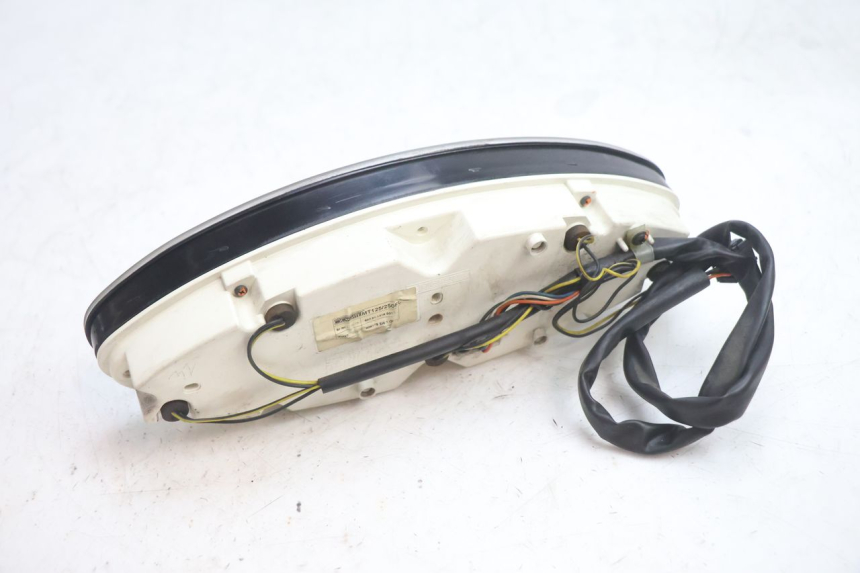 photo de VELOCIMETRO PIAGGIO X9 EVOLUTION 125 (2003 - 2007) - Estado de la superficie y material