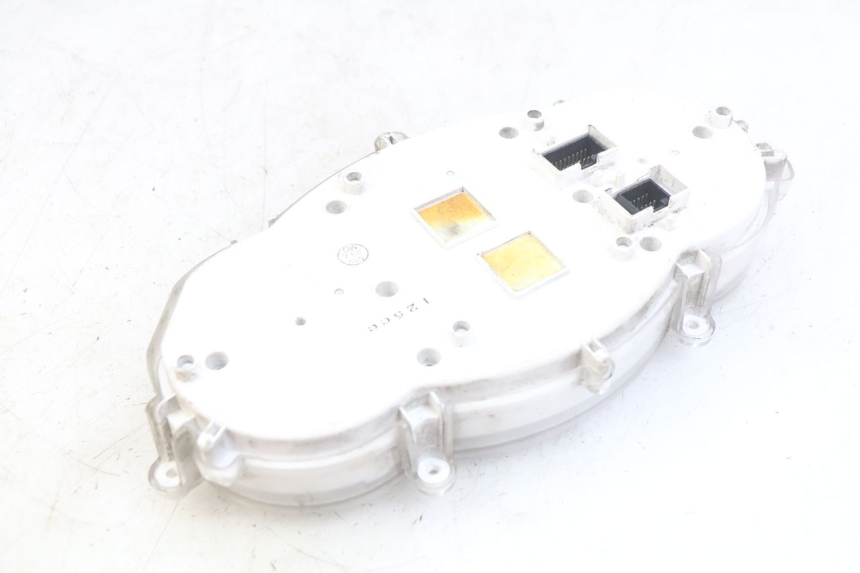 photo de CUENTA KILÓMETROS PIAGGIO XEVO - X EVO 125 (2007 - 2017) - Detalle de la pieza