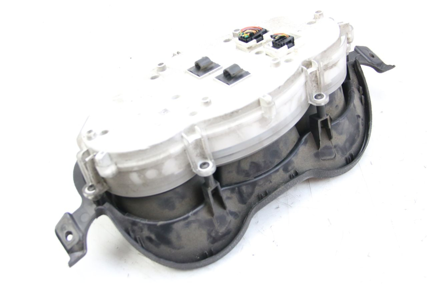 photo de CUENTA KILÓMETROS PIAGGIO XEVO - X EVO 125 (2007 - 2017) - Primer plano técnico