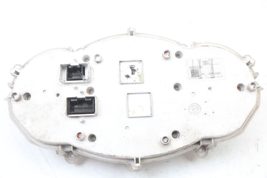 photo de CUENTA KILÓMETROS PIAGGIO XEVO - X EVO 125 (2007 - 2017) - Detalles de los puntos de fijación