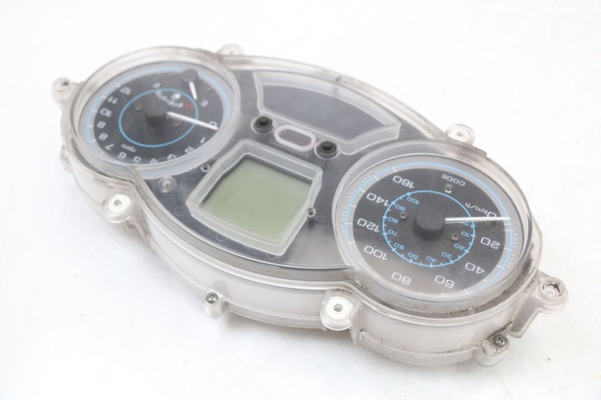 photo de CUENTA KILÓMETROS PIAGGIO XEVO - X EVO 125 (2007 - 2017) - Detalle de la pieza