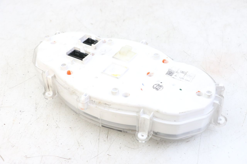 photo de CUENTA KILÓMETROS PIAGGIO XEVO - X EVO 125 (2007 - 2017) - Estado de la superficie y material