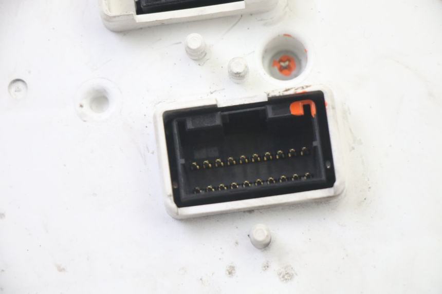 photo de CUENTA KILÓMETROS PIAGGIO XEVO - X EVO 125 (2007 - 2017) - Características distintivas