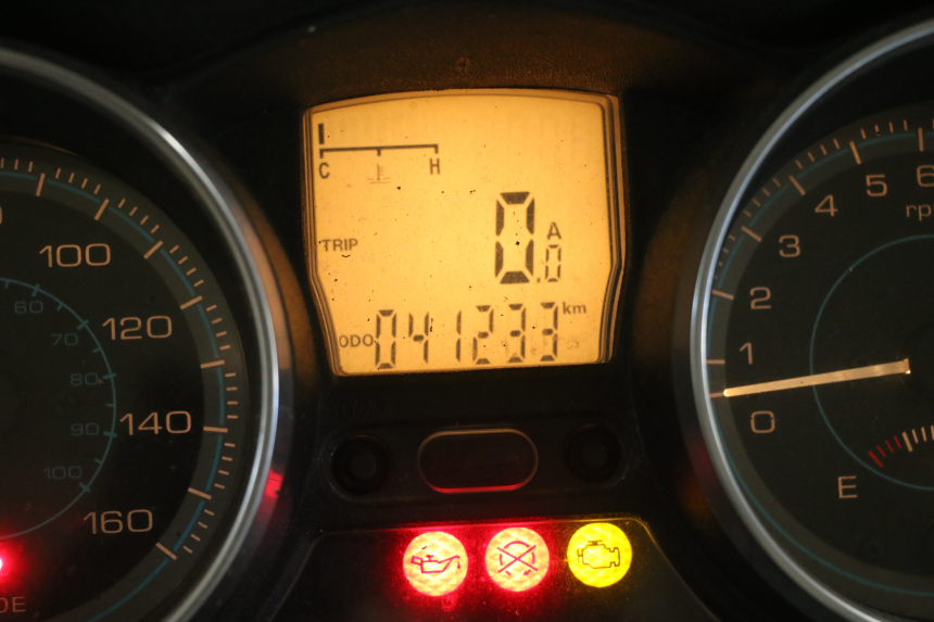 photo de CUENTA KILÓMETROS PIAGGIO XEVO - X EVO 125 (2007 - 2017) - Zoom estado de uso