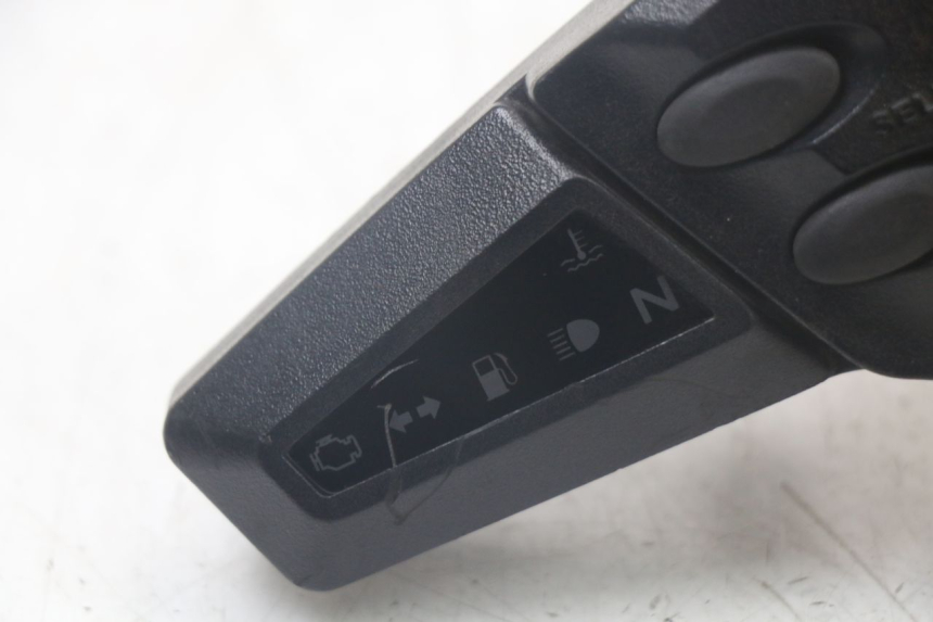 photo de CUENTA KILÓMETROS YAMAHA XT X 660 (2004 - 2016) - Detalle de la pieza