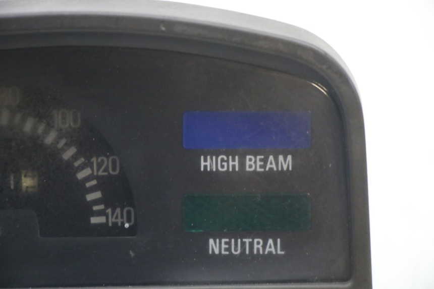 photo de CUENTA KILÓMETROS YAMAHA SR 125 (1982 - 2003) - Zoom estado de uso