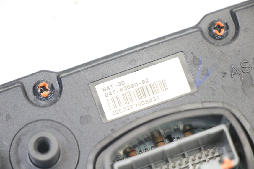 photo de VELOCIMETRO YAMAHA TRACER 7 700 (2020 - 2024) - Detalles de los puntos de fijación