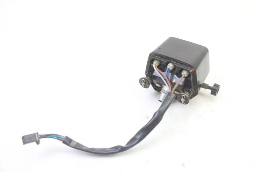 photo de VELOCIMETRO YAMAHA YFM BRUIN 350 (2003 - 2009) - Detalles de los puntos de fijación