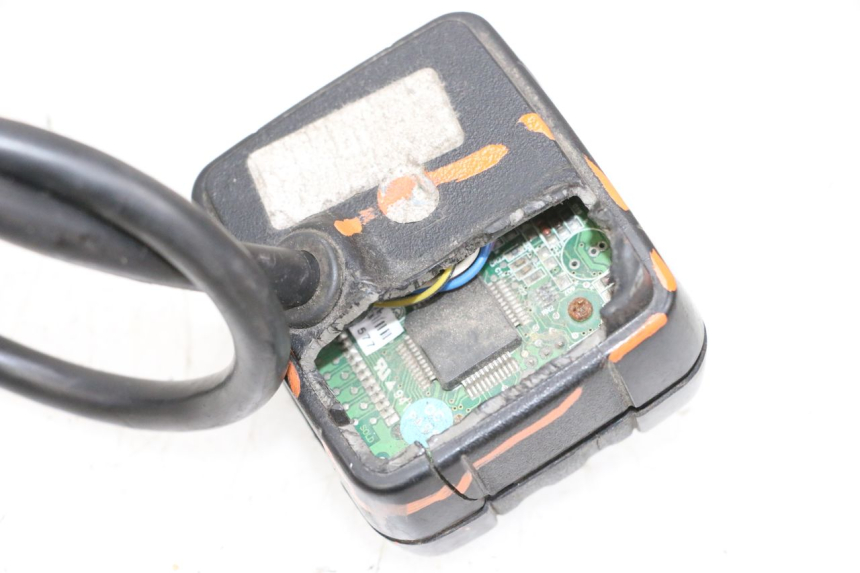 photo de VELOCIMETRO YAMAHA YFM R RAPTOR 250 (2008 - 2014) - Detalle de la pieza