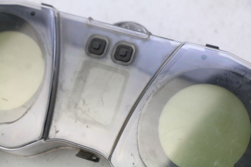 photo de CUENTA KILÓMETROS YAMASAKI YM T 125 (2015 - 2020) - Zoom estado de uso