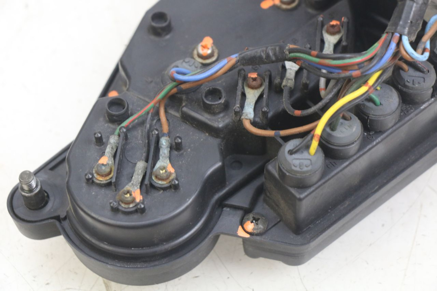 photo de CUENTA KILÓMETROS YAMAHA YZF R THUNDERCAT 600 (1996 - 2003) - Recambio usado revisado