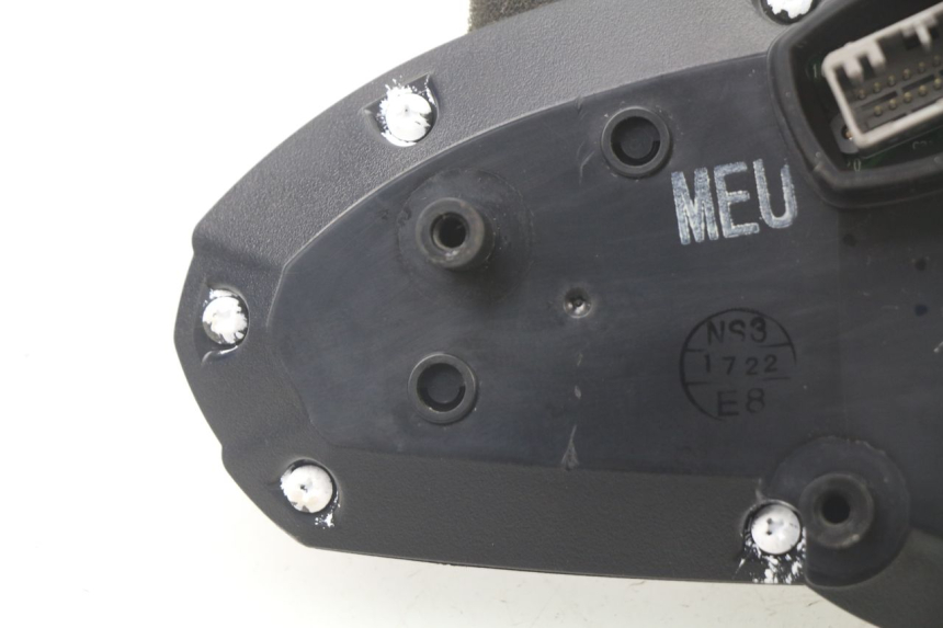 photo de VELOCIMETRO KAWASAKI Z ABS 750 (2007 - 2013) - Primer plano técnico
