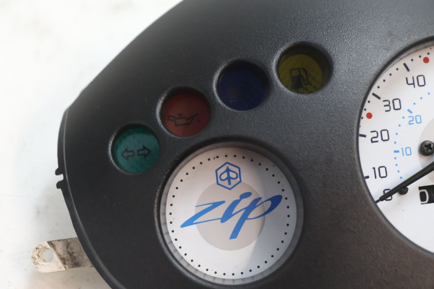 photo de CUENTA KILÓMETROS PIAGGIO ZIP 2T 50 (2009 - 2019) - Detalle de la pieza