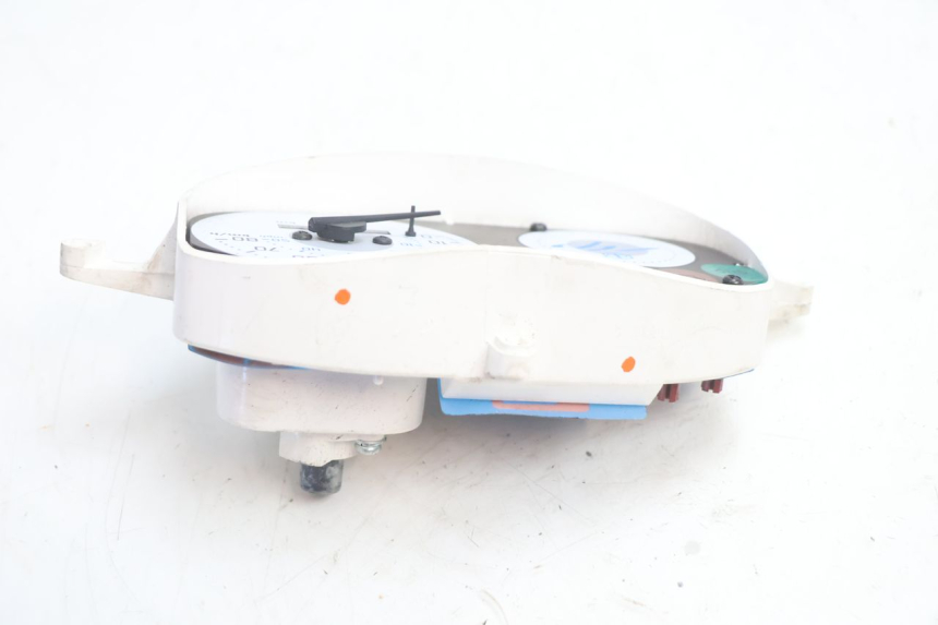photo de CUENTA KILÓMETROS PIAGGIO ZIP 2T 50 (2009 - 2019) - Primer plano técnico