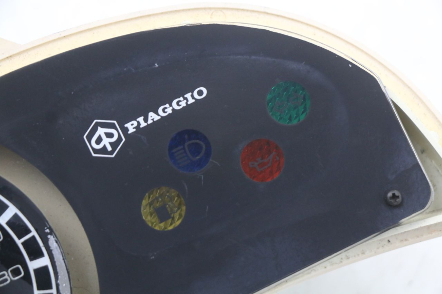 photo de VELOCIMETRO PIAGGIO ZIP RST 50 (1996 - 1998) - Zoom estado de uso