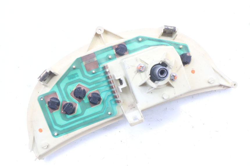 photo de VELOCIMETRO PIAGGIO ZIP RST 50 (1996 - 1998) - Detalles de los puntos de fijación