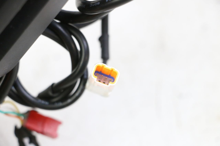 photo de VELOCIMETRO SEGWAY NINEBOT ZT3 PRO 1 - Detalles de los puntos de fijación