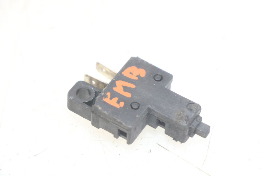 photo de CONTACTO DE EMBRAGUE HONDA CBR F SC25 1000 (1989 - 1992) - Vista principal