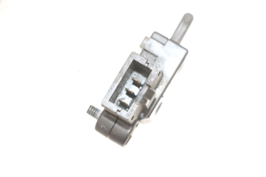 photo de CONTACTO DE EMBRAGUE YAMAHA FJR ABS 1300 (2006 - 2012) - Primer plano técnico